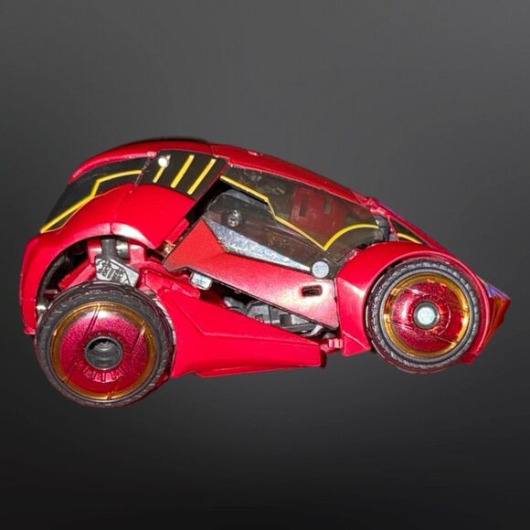 Deluxe Class Cliffjumper Transformers Generations War Cybertron Action Figure - Picture 6 of 9